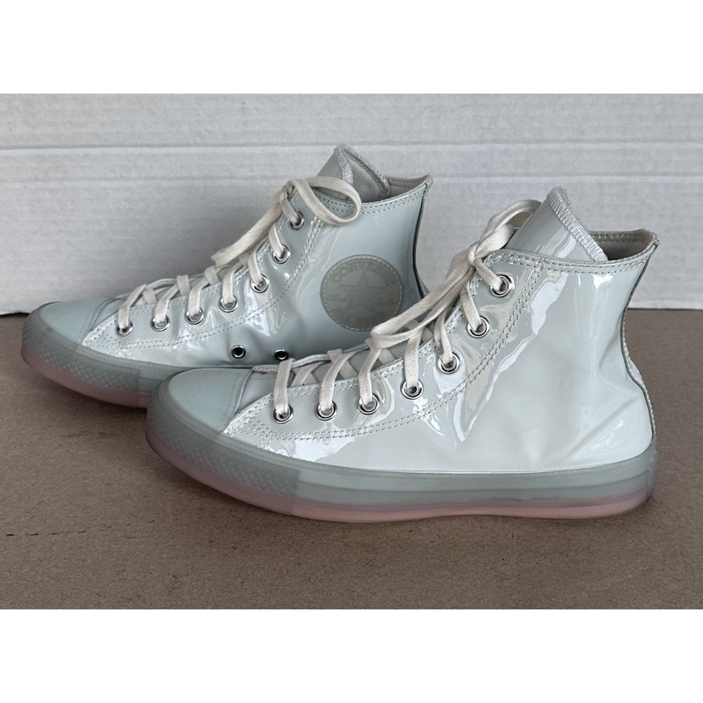 Converse Chuck Taylor All Star Women's‎ Sz 8 Patent Leather Baby Blue High Tops - Picture 2 of 7